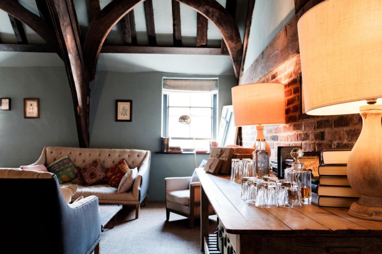 Bel And The Dragon-Kingsclere Hotel Exterior photo